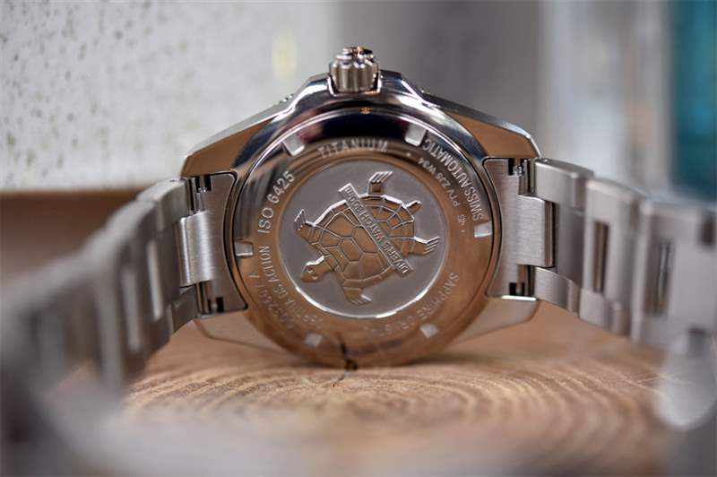 避暑利器今年夏天五款最值得入手的平價手表-復(fù)刻表