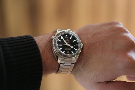 復(fù)刻表可以亂真？一比一頂級復(fù)刻是真的嗎-復(fù)刻表