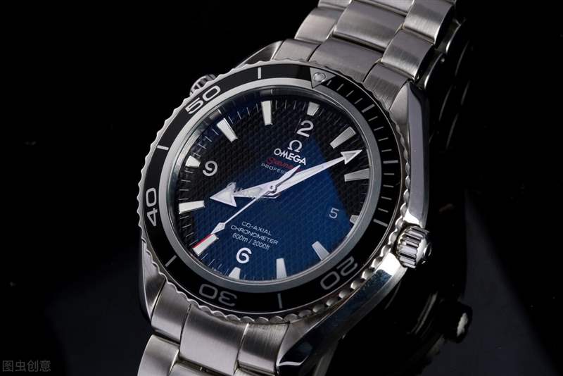 歐米茄的海馬300腕表在什么水平?為什么適合新手選擇-復(fù)刻表