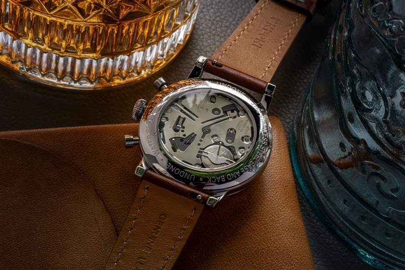 用新款復(fù)古鮭魚腕表徹底擺脫復(fù)古懷舊情懷-復(fù)刻表