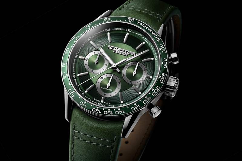 Raymond Weil佩戴Freelancer7741綠色計(jì)時(shí)腕表-復(fù)刻表
