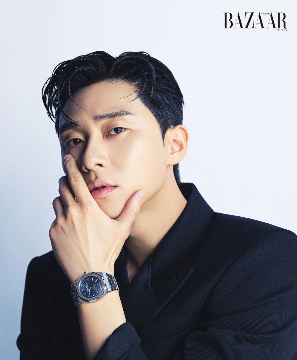 愛彼Royal Oak皇家橡樹系列「JUMBO」超薄腕表云夜藍-復刻表