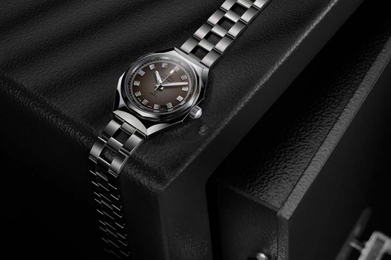LVMH Watch Week 2022|Zenith DEFY成為今年重點(diǎn)表款,從簡(jiǎn)約到復(fù)雜包羅萬有-復(fù)刻表