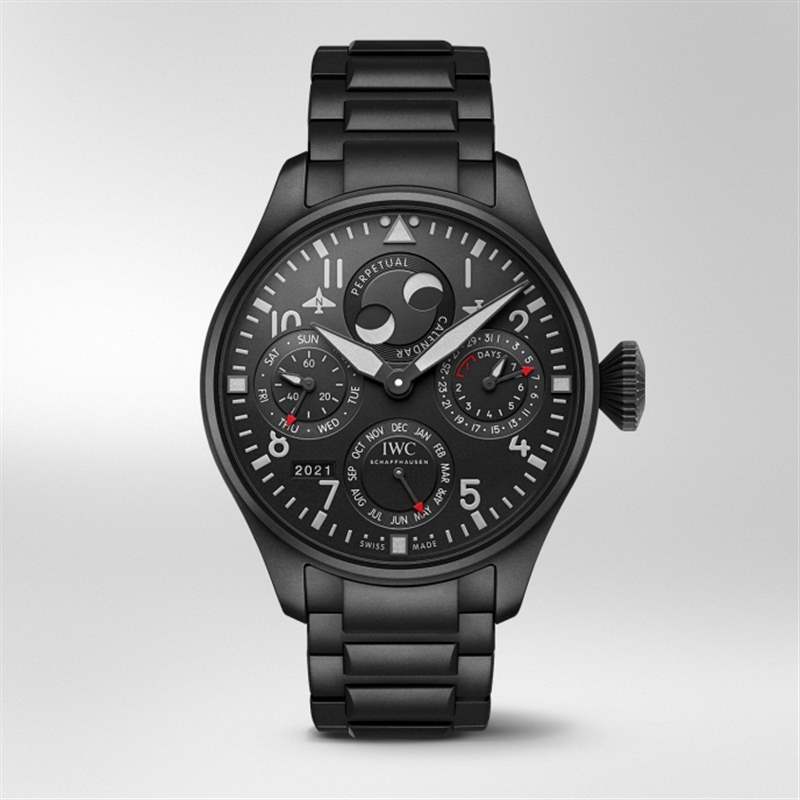 IWC萬(wàn)國(guó)最新Pilot's Watch Timezoner TOP GUN Ceratanium-復(fù)刻表