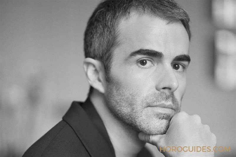 90年代Logo狂潮再現！CHANEL WANTED 限定腕表系列-復刻表