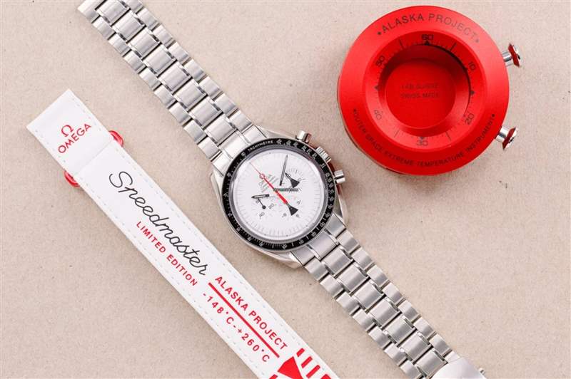 OMEGA 3款絕版超霸手表今年行情高漲其中1只升67%身價(jià)翻超過3倍-復(fù)刻表