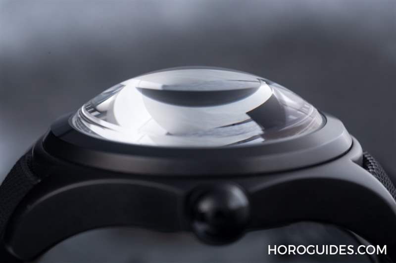 大膽狂放!泡泡里的幽冥綠光|Corum Bubble X Ray自動腕表-復刻表