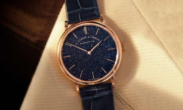 耀眼星夜|朗格Saxonia Thin砂金石玻璃18K玫瑰金新色-復刻表