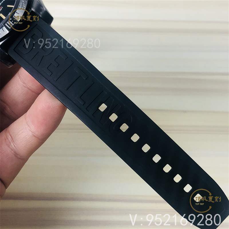 GF廠百年靈v4版黑鳥偵察機復刻表做工怎么樣,是最高版本嗎-復刻表