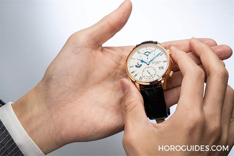 功能最強操作最直覺！格拉蘇蒂原創(chuàng)Senator Cosmopolite午夜藍時區(qū)表-復刻表