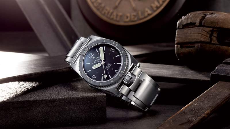 格蘭德斯基金會 300 中新網(wǎng)-復刻表