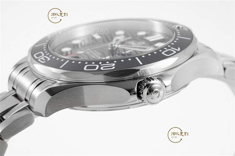 ZF廠歐米茄海馬300獨家黑色旋渦擺輪,超越vs廠和or廠海馬-復(fù)刻表