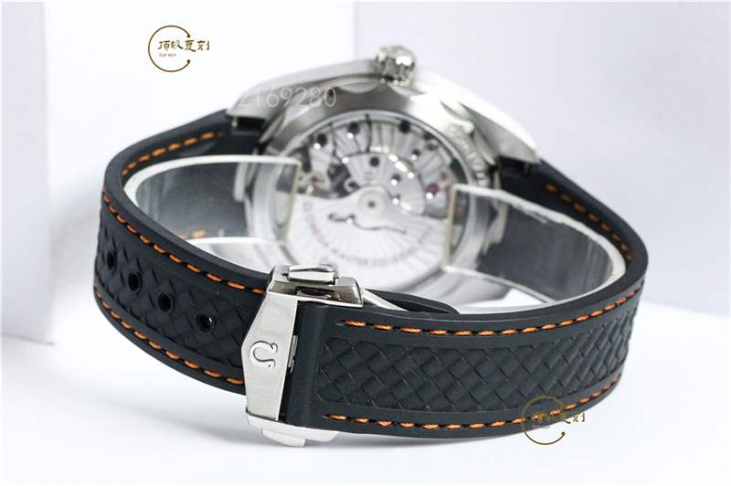 VS廠歐米茄海馬150m復刻表做工評測及全系列介紹-復刻表