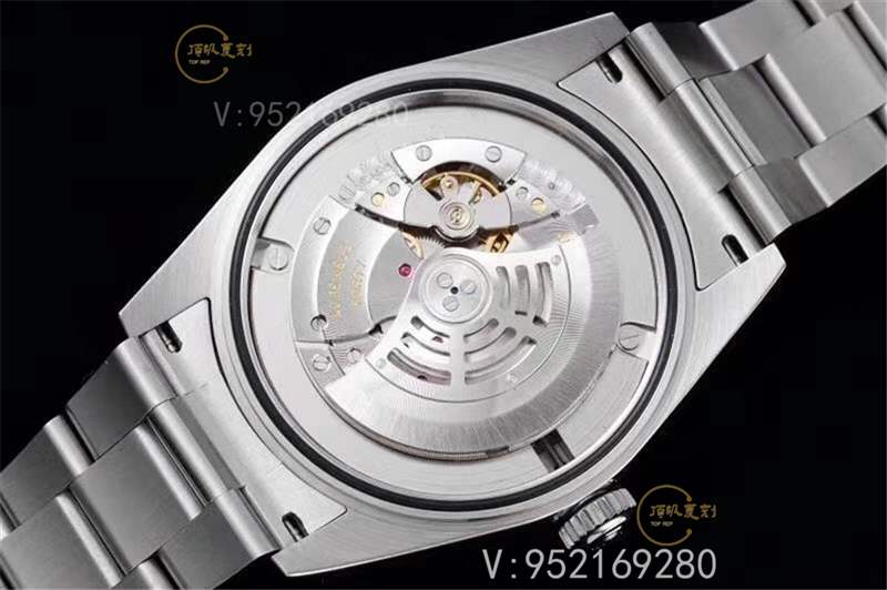 全自動(dòng)機(jī)械機(jī)芯手表使用時(shí)需要注意什么及使用方法-復(fù)刻表