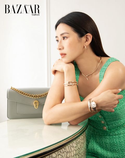 最美主播轉戰演藝圈，趙岱新化身寶格麗Serpenti女神展演百變時尚風格-復刻表