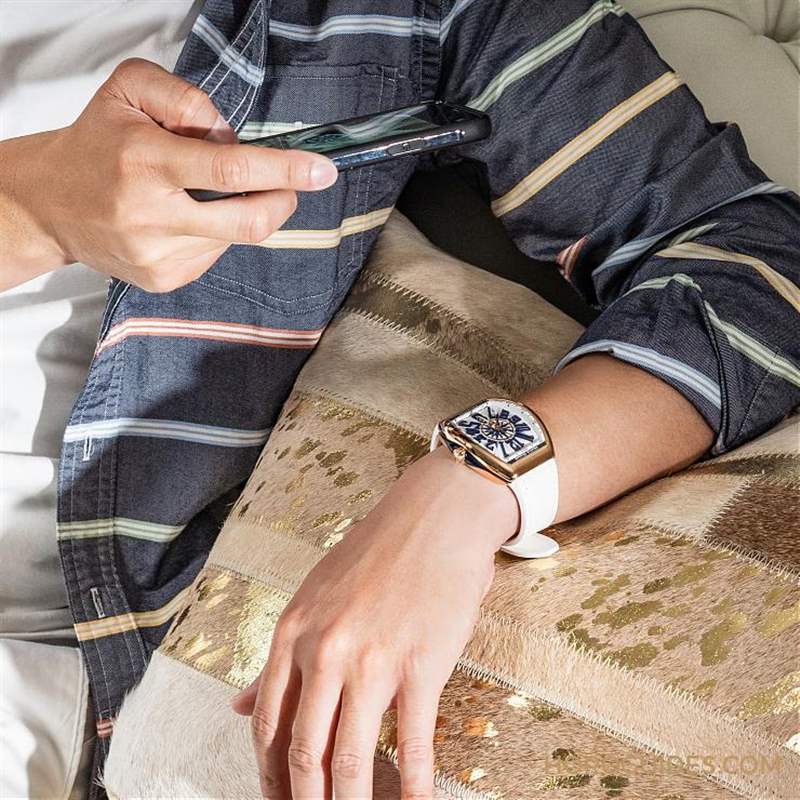 Vanguard Yachting玫瑰金白色面盤-Vanguard Heart Skeleton|打動她的心-復刻表