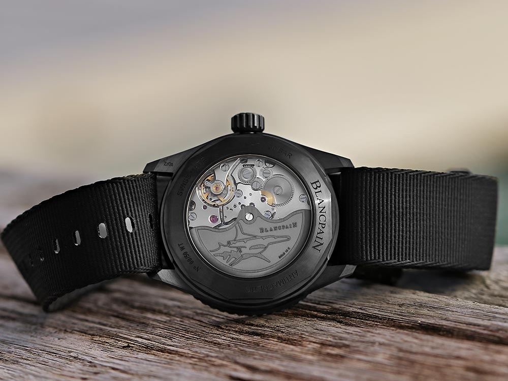 寶珀莫卡蘭深海潛水艇限量版，綠色代表藍(lán)色巨人-復(fù)刻表