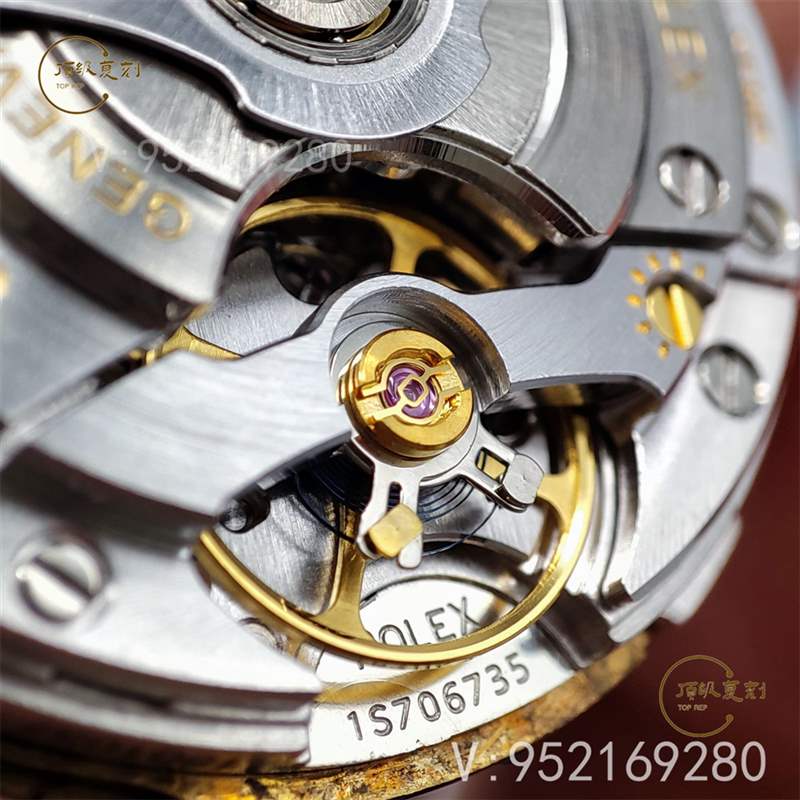 拆解評測-VS廠勞力士白金游艇42mm復(fù)刻表拆解細節(jié)怎么樣-復(fù)刻表