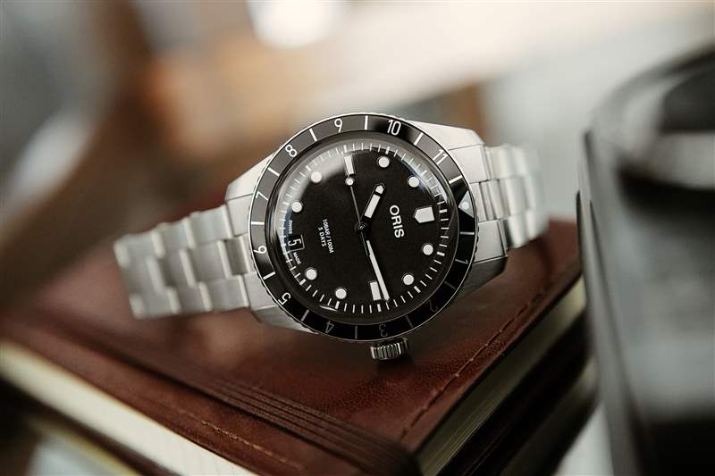 使用新款Oris Divers 65 親身體驗 12 小時表圈和啞光表盤-復刻表