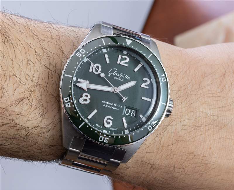 動手實踐:格拉蘇蒂原創(chuàng) SeaQ 綠色表盤精鋼潛水表 動手實踐:格拉蘇蒂原創(chuàng) SeaQ 綠色表盤精鋼潛水表-復刻表
