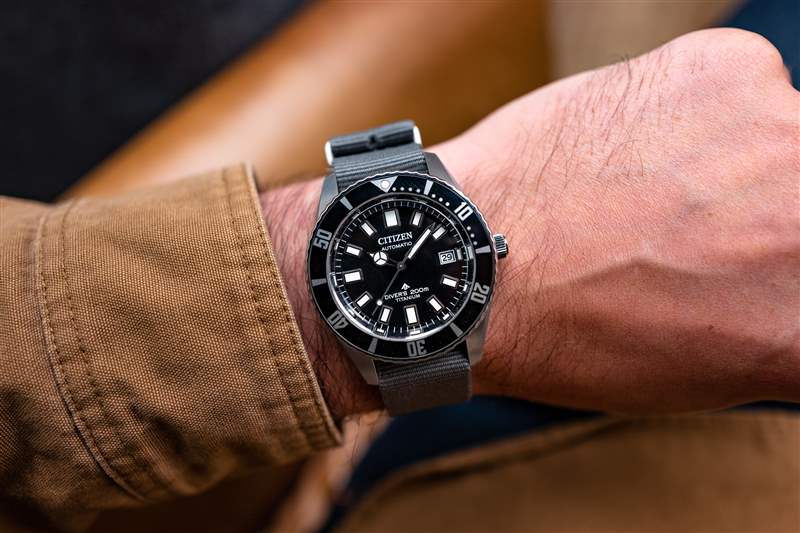 動手實踐公民的最新鈦潛水手表是沒有重量的新復古-復刻表