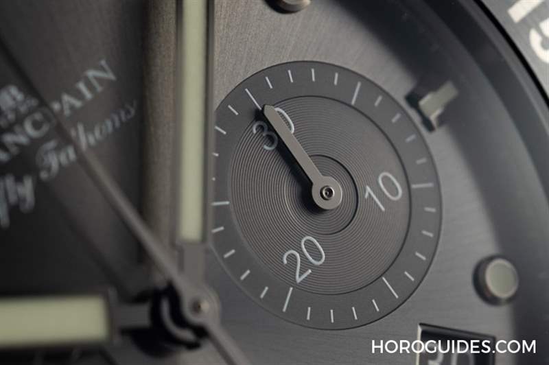 18K紅金藍面、23級鈦灰面,Blancpain五十噚深潛器飛返計時碼表兩款延伸新作-復刻表