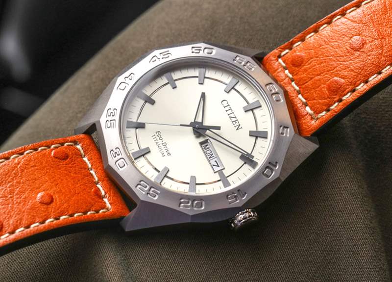 公民生態(tài)驅(qū)動超級鈦AW0060手表評論-復刻表