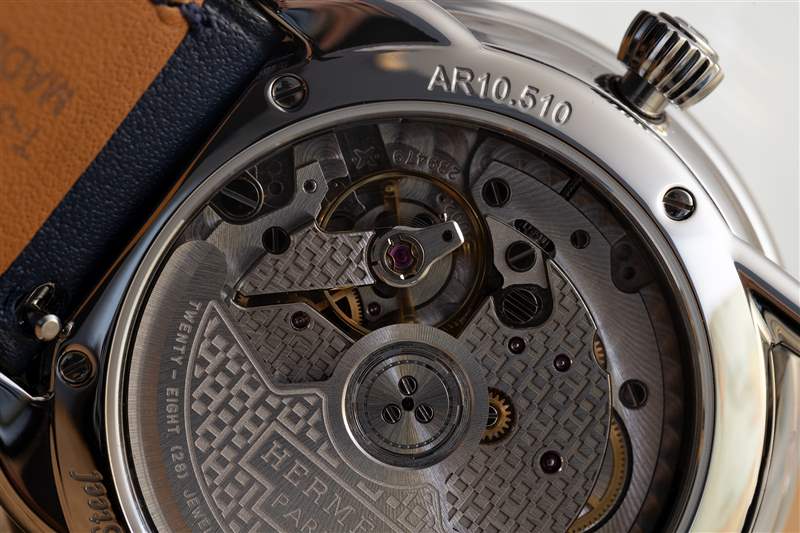 推出愛馬仕Arceau Le Temps Voyageur雙時區(qū)腕表,鼓勵您走出家門-復刻表