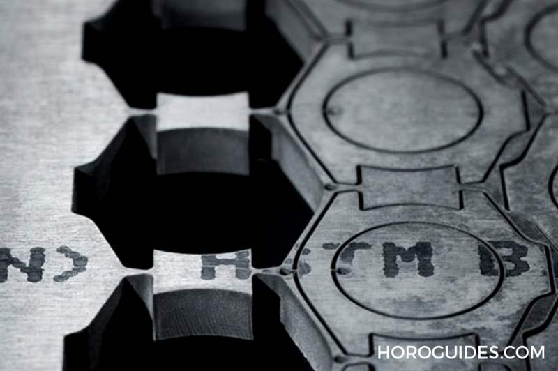 最新水鬼王!ROLEX勞力士Deepsea Challenge 126067的兩項(xiàng)第一次:鈦金屬材質(zhì)、市售腕表深潛1萬(wàn)1千米-復(fù)刻表