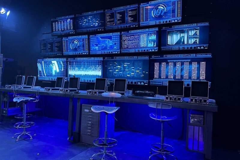 Q先生實驗室(Q's Lab) Daniel Craig現(xiàn)身Omega占士邦60周年慶祝活動!深入James Bond世界向經(jīng)典角色007致敬-復(fù)刻表