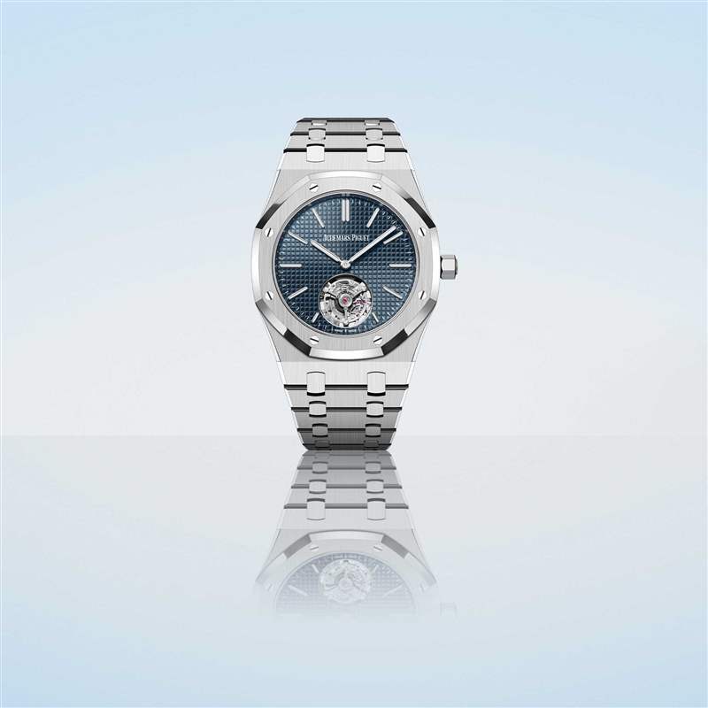 有史以來第一次皇家橡樹“Jumbo”獲得超薄自動上鏈飛行陀飛輪-復(fù)刻表