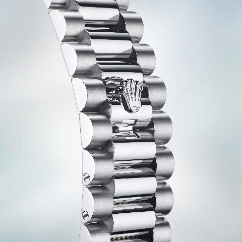 隆重推出帶凹槽表圈的勞力士星期日歷型40毫米鉑金腕表-復刻表