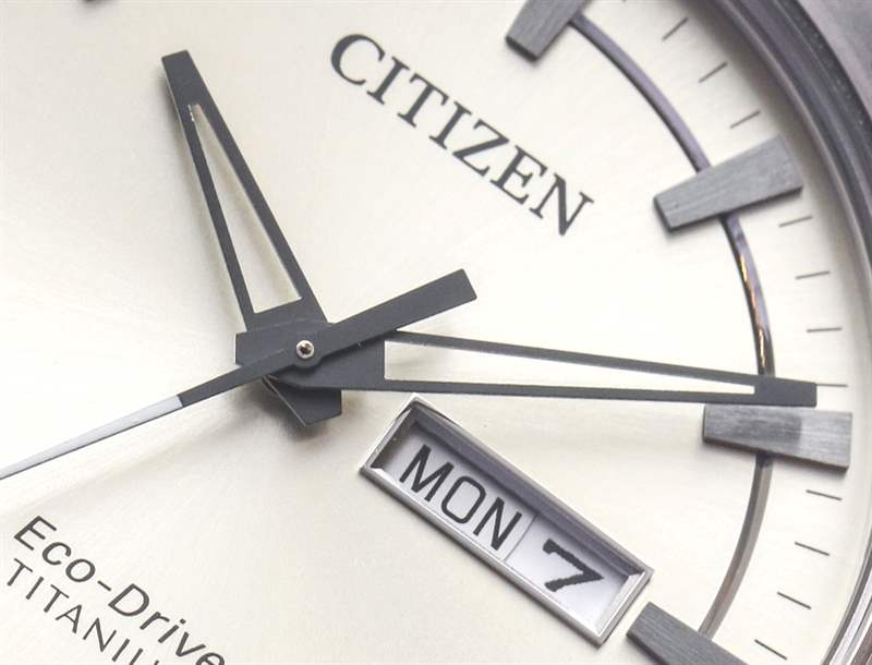 公民生態(tài)驅(qū)動超級鈦AW0060手表評論-復刻表