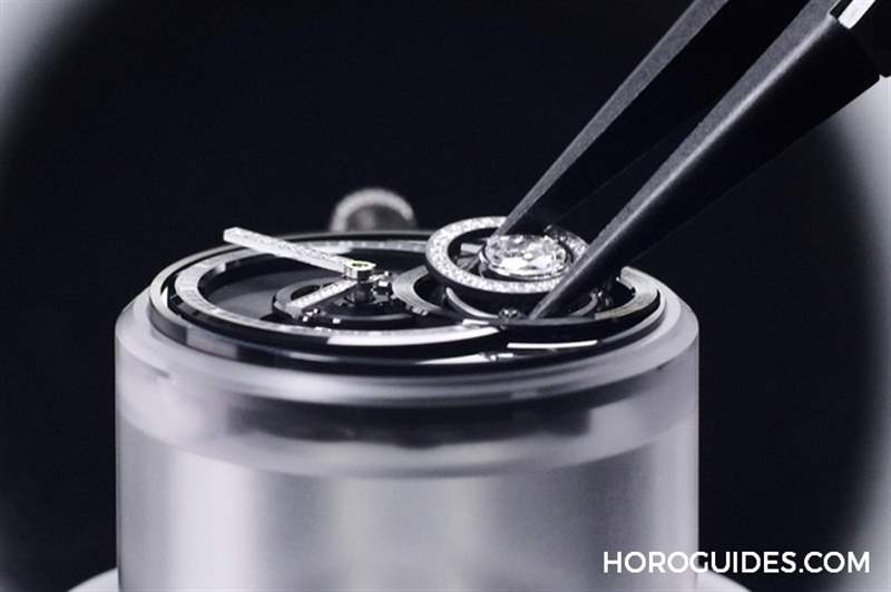 放膽想像！CHANEL高級(jí)制表所締造的那些前所未見(jiàn)-復(fù)刻表