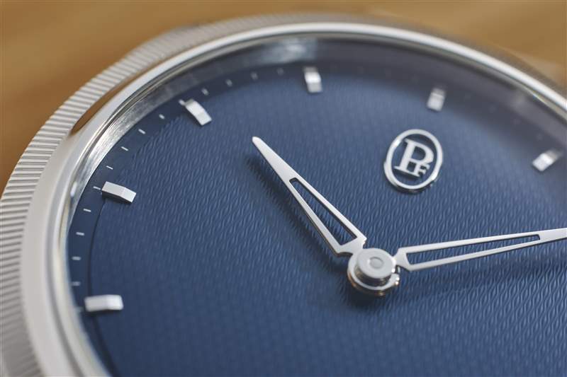 動(dòng)手帕瑪強(qiáng)尼的新Tonda PF GMT Rattrapante是今年的輕描淡寫-復(fù)刻表