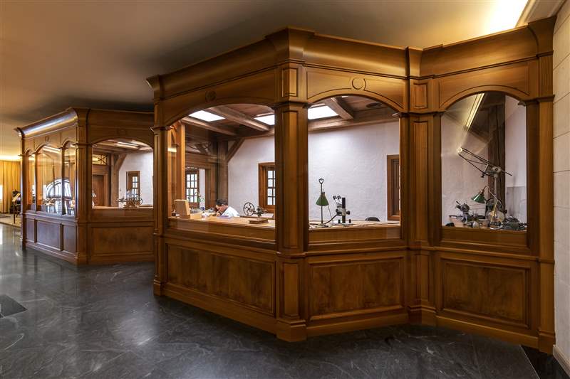 新手指南百達(dá)翡麗的完全新手過(guò)量-復(fù)刻表