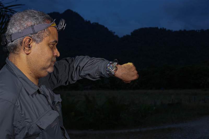 僅僅因?yàn)橐晃徽嬲那嗤芙淌谠u(píng)論了G-Shock Frogman Borneo Rainbow Toad-復(fù)刻表