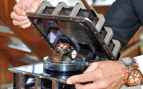 荷魯斯Ultramarinum超海洋手表-復刻表