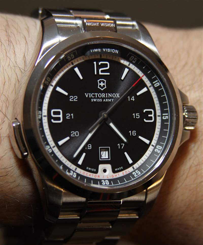 瑞士軍隊(duì)Victorinox夜視手表評(píng)論-復(fù)刻表