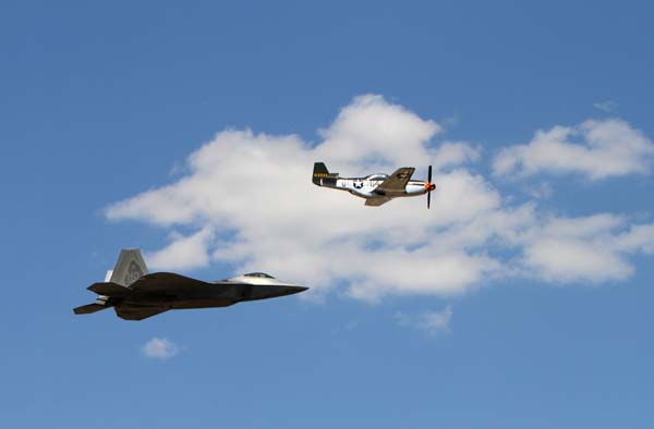 百年靈 Reno-21 百年靈參加里諾飛行比賽-復(fù)刻表