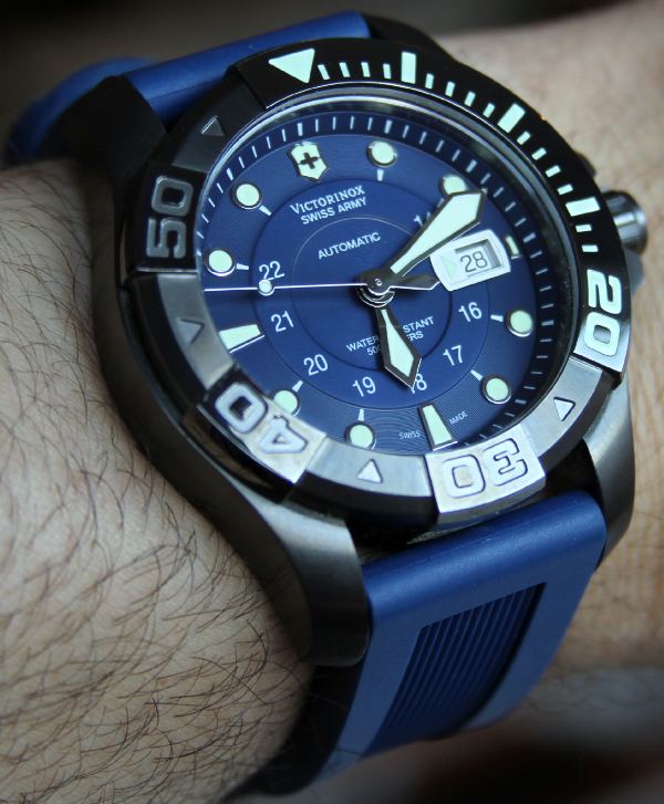 Swiss Army Divemaster watch 7 瑞士陸軍維氏潛水大師 500 機械表-復(fù)刻表