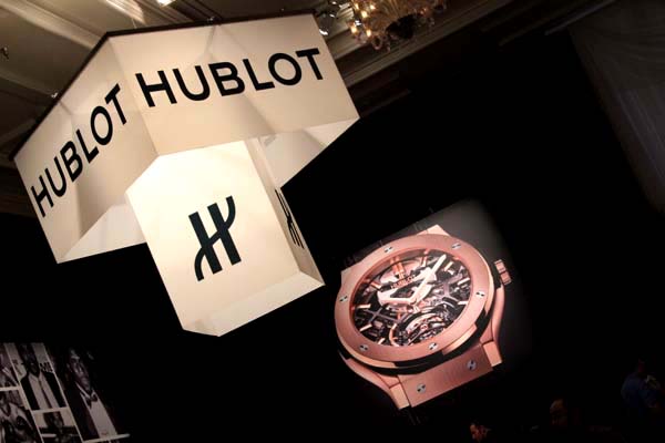 恒寶_22 拳擊傳奇的Hublot手表和拍賣會(huì)-復(fù)刻表