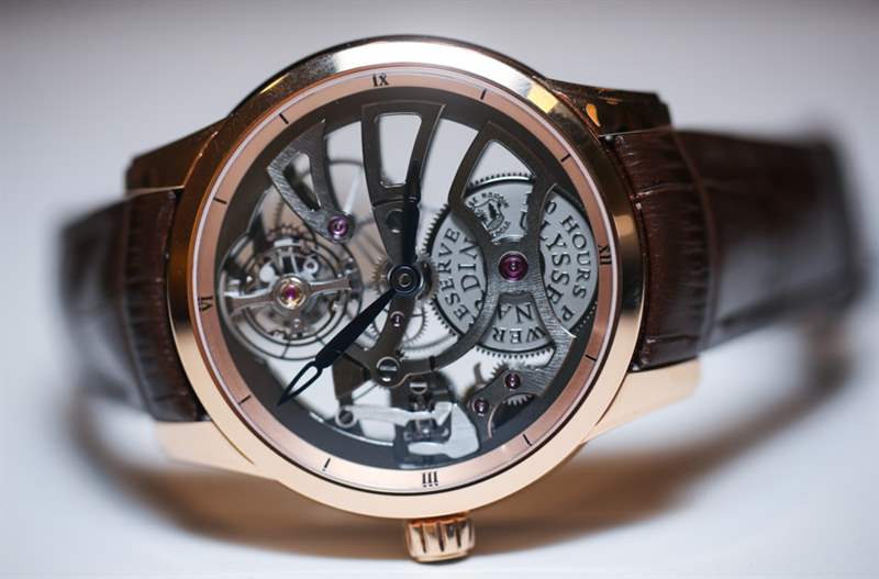 Ulysse Nardin鏤空陀飛輪自制腕表上手體驗-復刻表