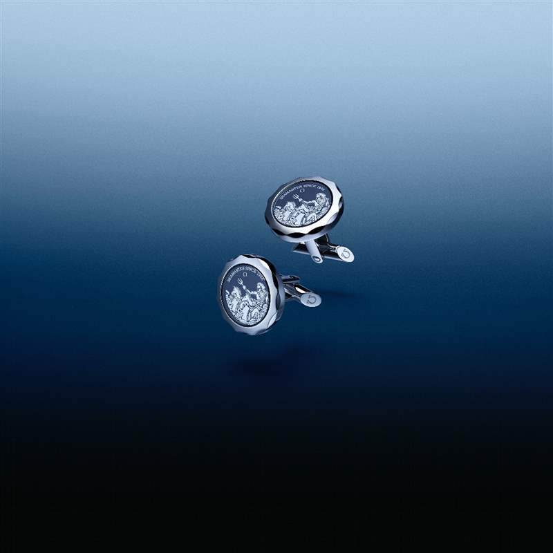 海馬系列今夏新款Summer Blue 深淺變化呈現(xiàn)獨特海洋美學(xué)-復(fù)刻表