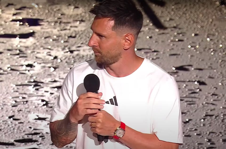 梅西轉戰邁阿密國際接下10號戰袍手上PP彩虹圈尤其吸睛-復刻表