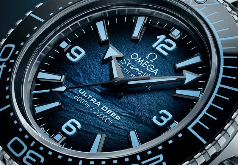 海馬系列今夏新款Summer Blue 深淺變化呈現(xiàn)獨特海洋美學(xué)-復(fù)刻表