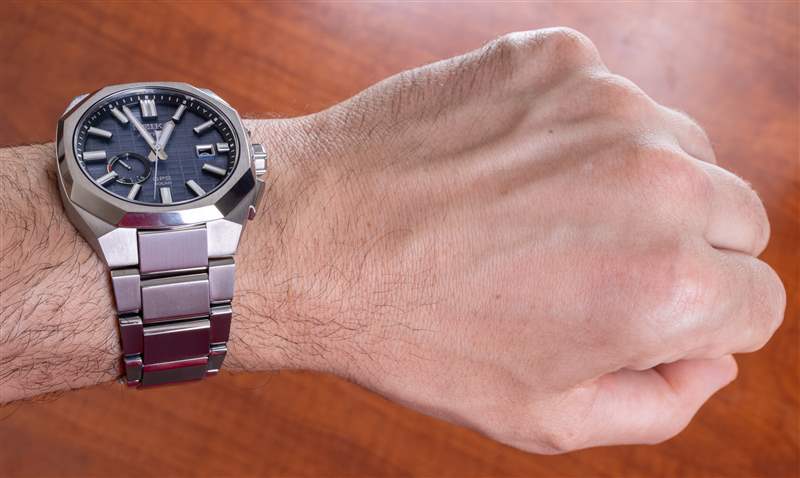 手表評(píng)測(cè)：精工Astron GPS太陽(yáng)能SSJ013帶集成鈦表鏈-復(fù)刻表