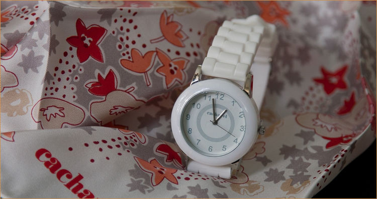 女人戴手表什么牌子比較好(女性戴什么手表品牌好)-復刻表