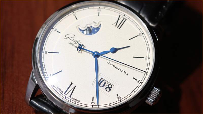 格拉蘇蒂原創宇聯哪個檔次高 格拉蘇蒂原創和宇聯哪個好(格拉蘇蒂原創和宇聯哪個檔次高)-復刻表