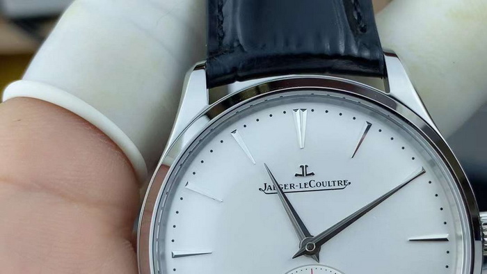 APS廠積家大師系列1218420獨(dú)立秒針手表介紹 第4張 APS廠積家大師兩針半1218420獨(dú)立秒針手表介紹-復(fù)刻表